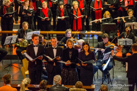 20. Dezember 2015: Kirche St. Josef, Weihnachtskonzert, Crescendo Chor Krefeld